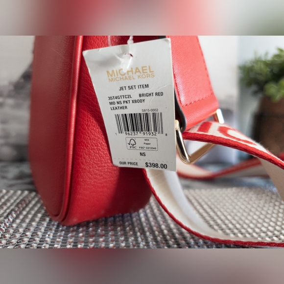 ❗️LOW START ❗️Michael Kors- NWT- Jet Set Medium Leather Crossbody Bag- Red - Picture 8 of 16